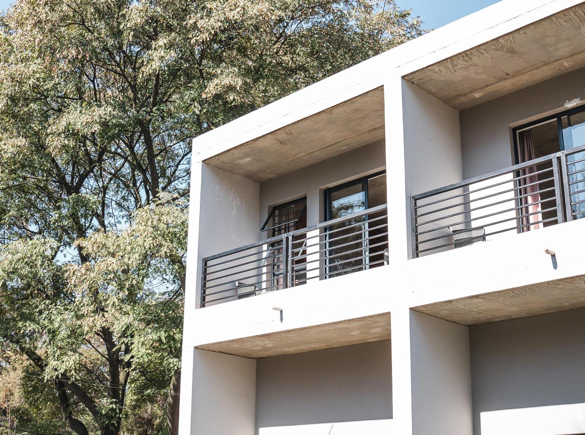 The Wild Peach - Menlyn Hotel Pretoria Exterior photo
